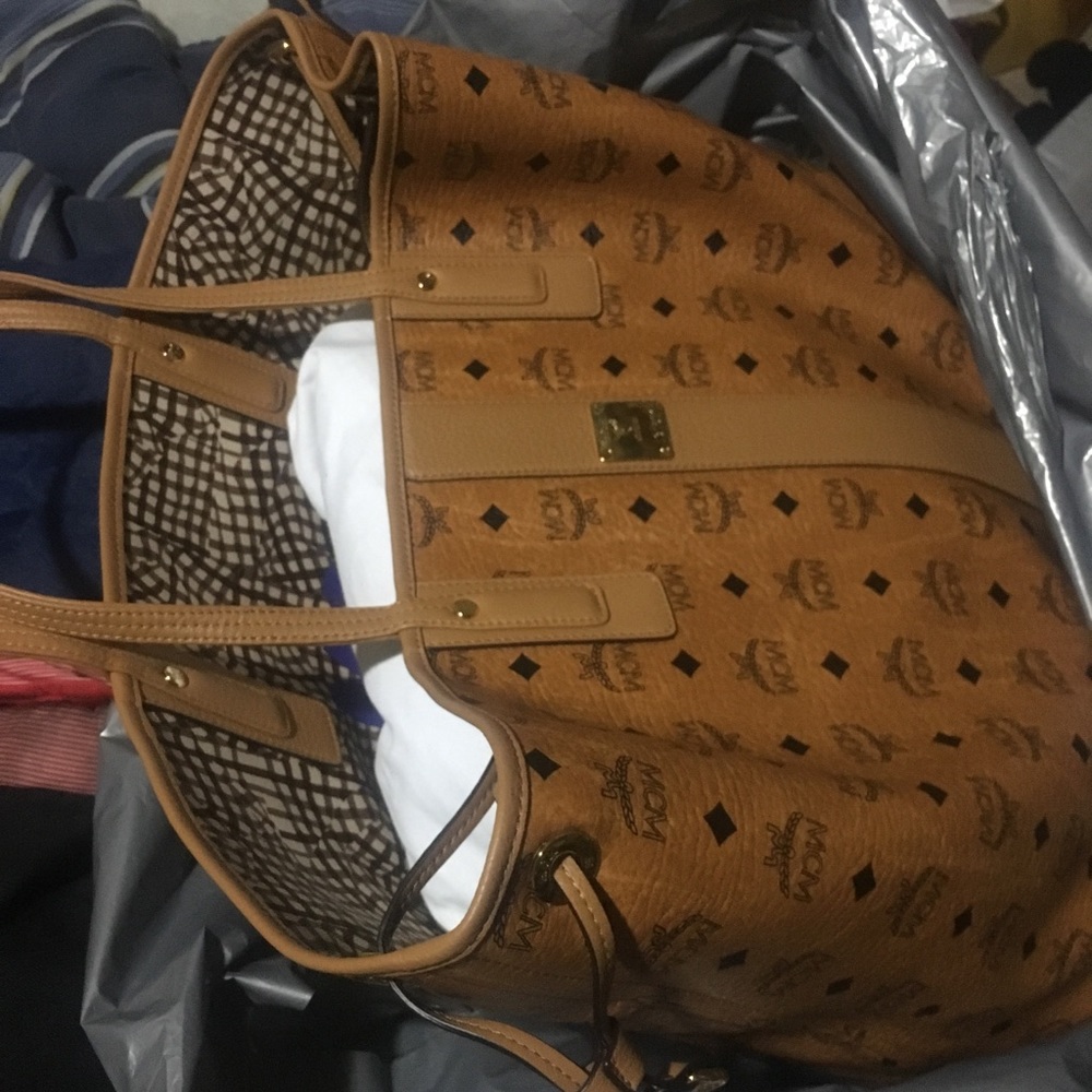 MCM LARGE LIZ TOTE